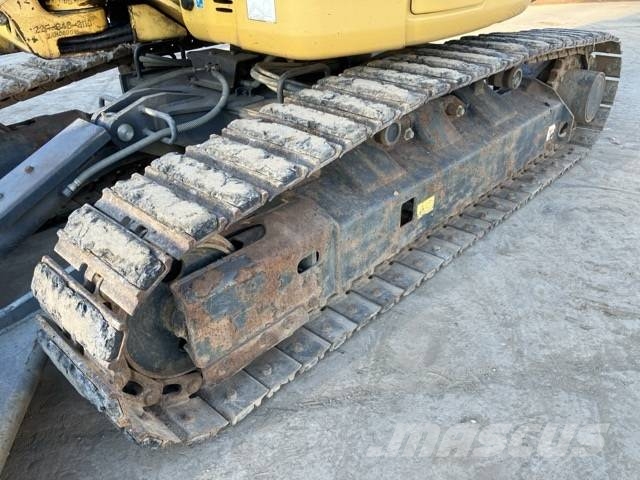 Komatsu PC35MR-3N1 Bagri goseničarji