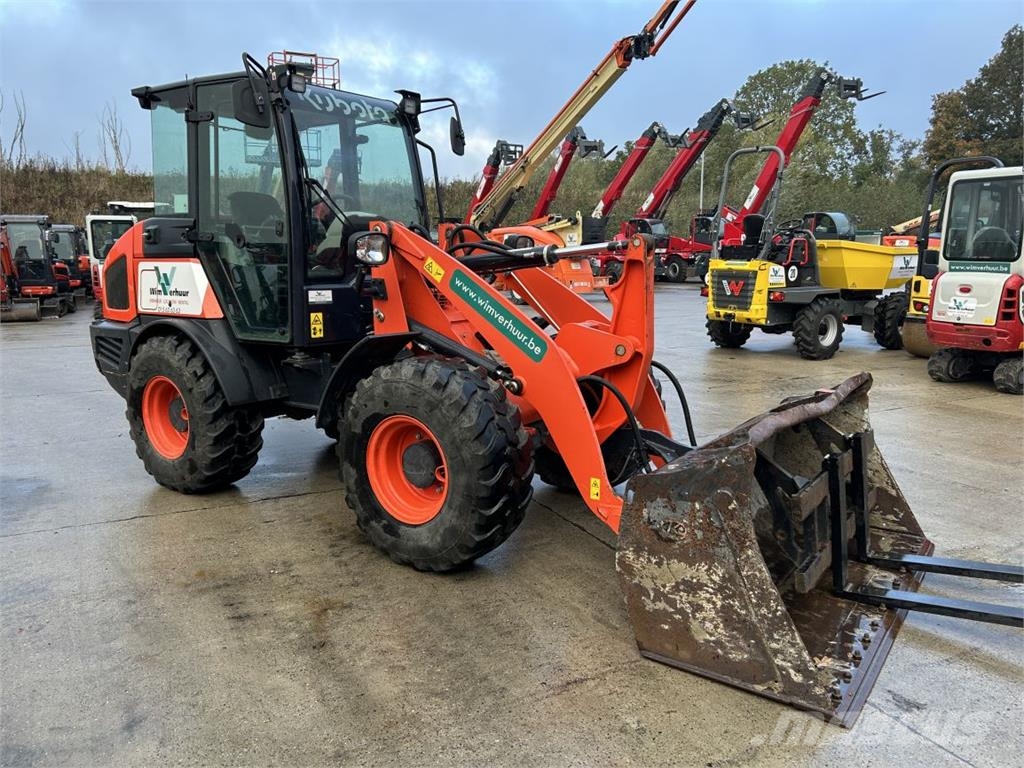 Kubota R070 (6678) Carregadores multiuso