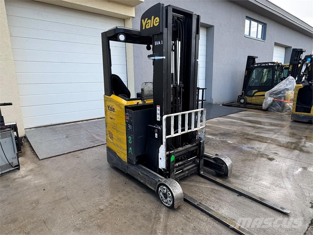 Yale MR14 Carrello retrattile