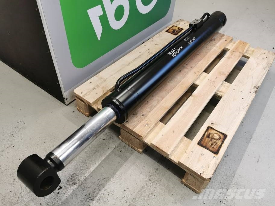 Bobcat T 3071 lifting cylinder. Sijos ir savivarčiai