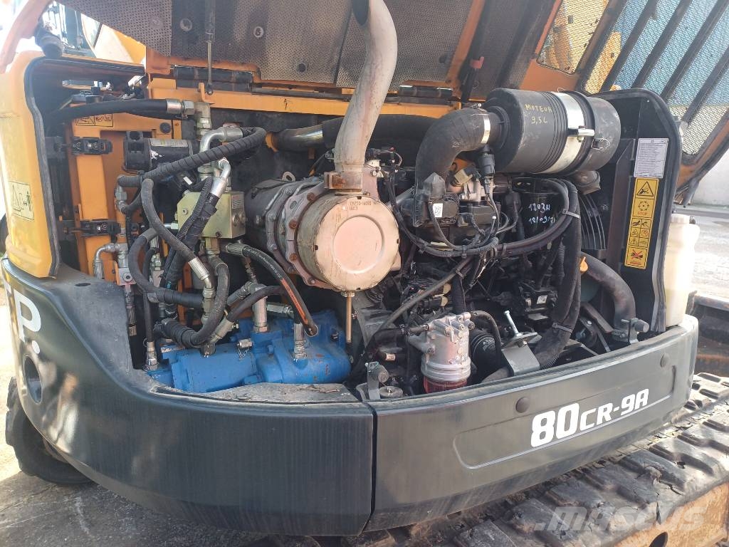 Hyundai R80-9A Bageri guseničari