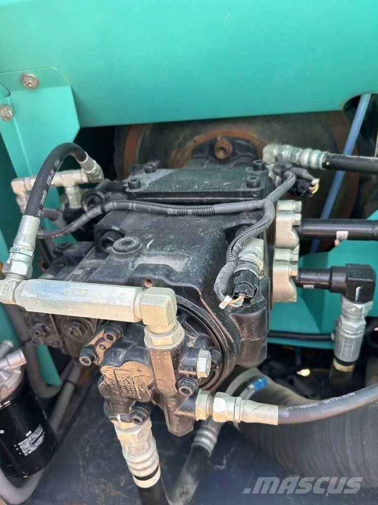 Kobelco SK 140 Vikšriniai ekskavatoriai