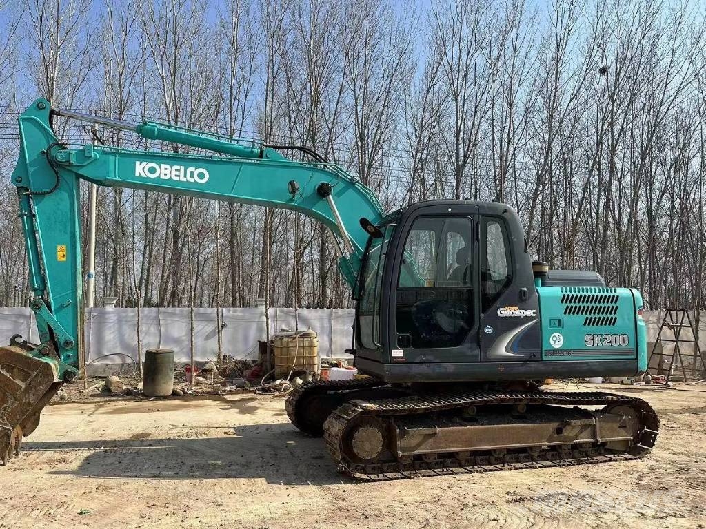 Kobelco SK 140 Vikšriniai ekskavatoriai