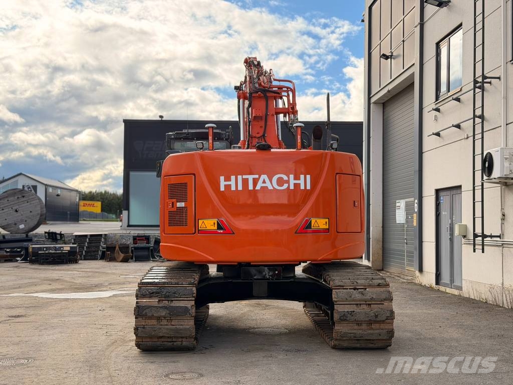 Hitachi ZX 225 USLC-7 Valmis paketti 3D + tiltti Roomikekskavaatorid