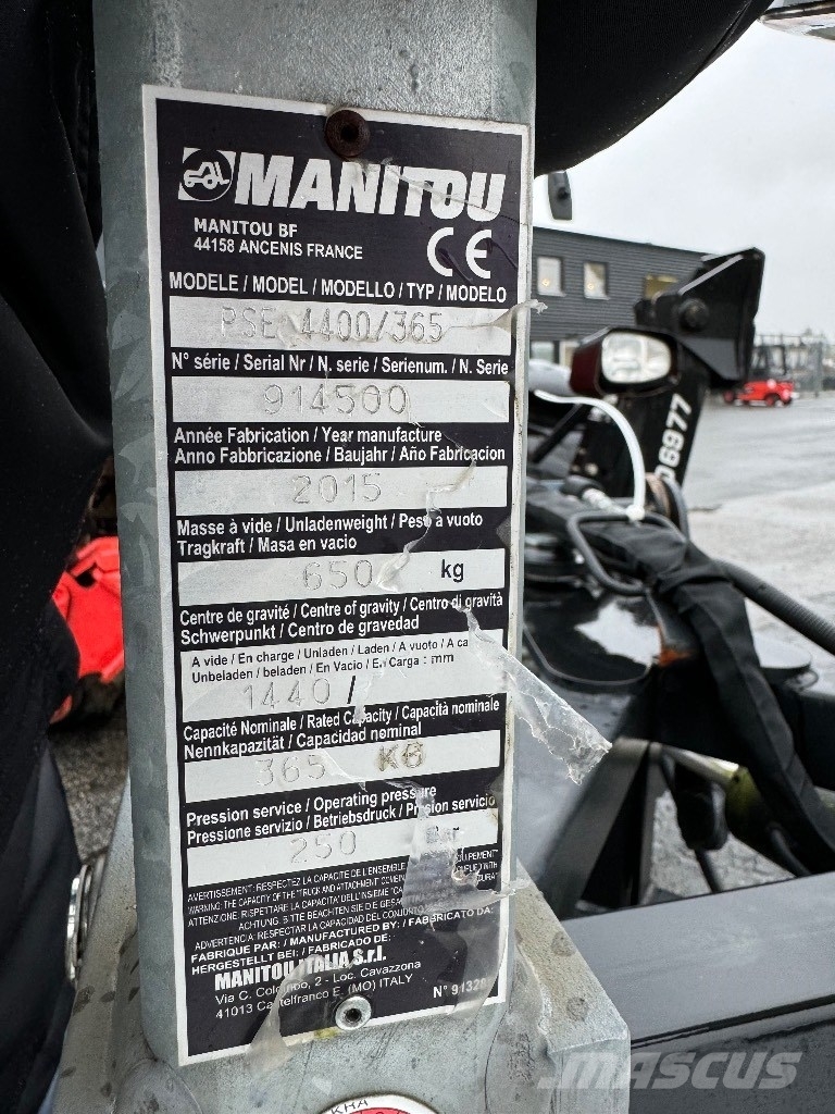 Manitou Personkorg, teleskoplastare Telescopic handlers