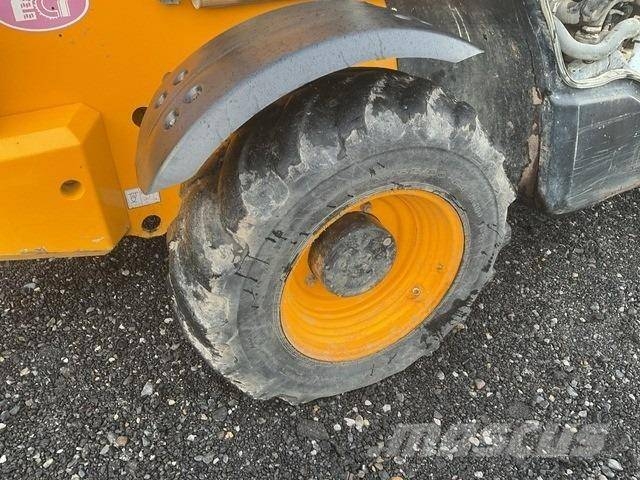 JCB 540V180 Teleskopiskie manipulatori