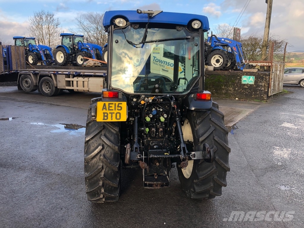 New Holland T4.75F 트랙터