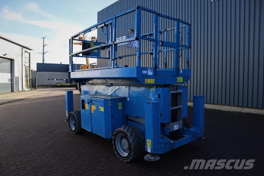 Genie GS4069 Electric, 14m Working Height, 363kg Capacit Scissor lifts