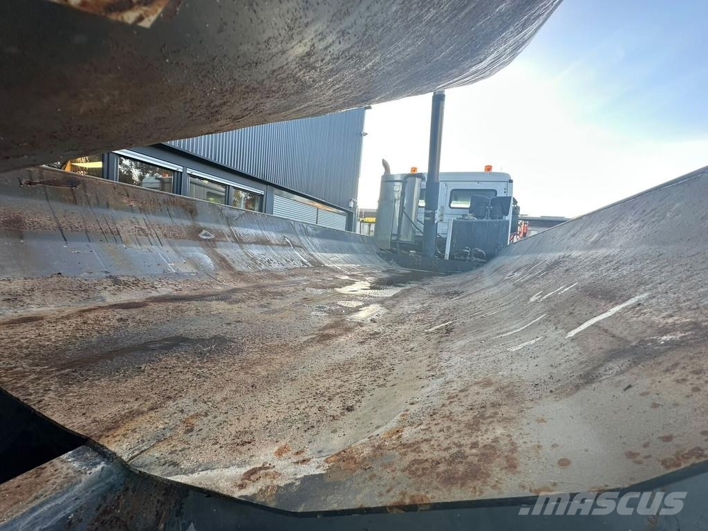 Mercedes-Benz Actros 4141 傾卸式卡車