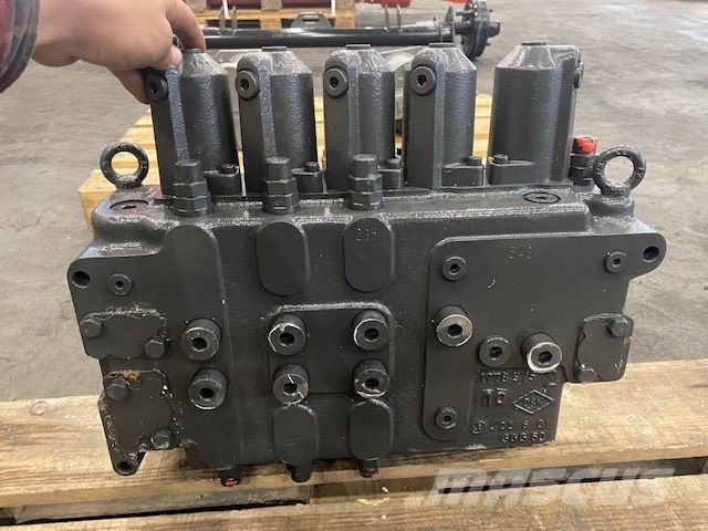 O&K mh 5 hydraulic dystrybutor parts nr 2241543 Hydraulik