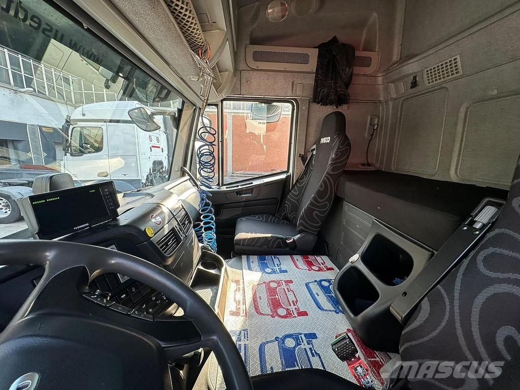 Iveco Stralis 360 شاحنات بدرجة حرارة قابلة للضبط
