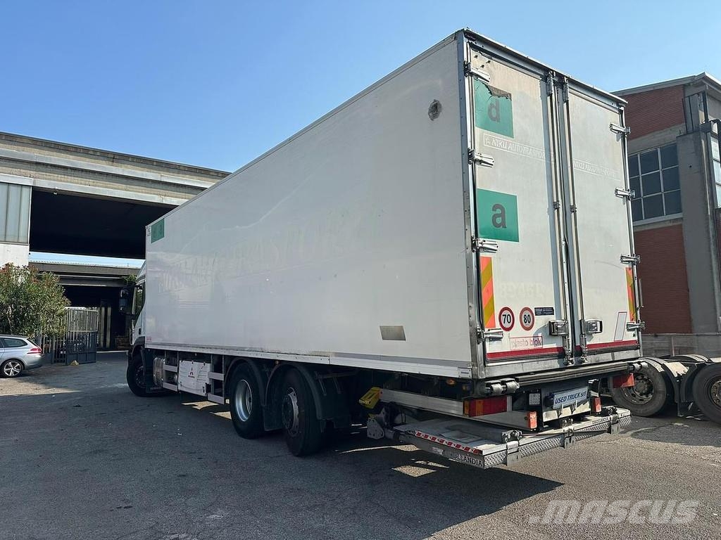 Iveco Stralis 360 شاحنات بدرجة حرارة قابلة للضبط