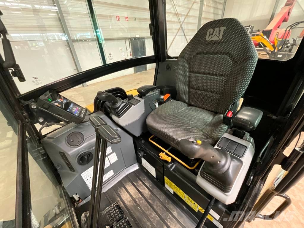 CAT 302.7 CR Minigraafmachines < 7t