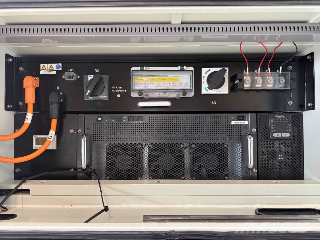 DPX-50759.2 - Battery BESS EGS - 125kW/750kWh مساحات تخزين محمولة للطاقة