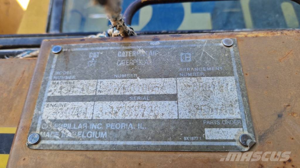 CAT 219 D LC Rupsgraafmachines