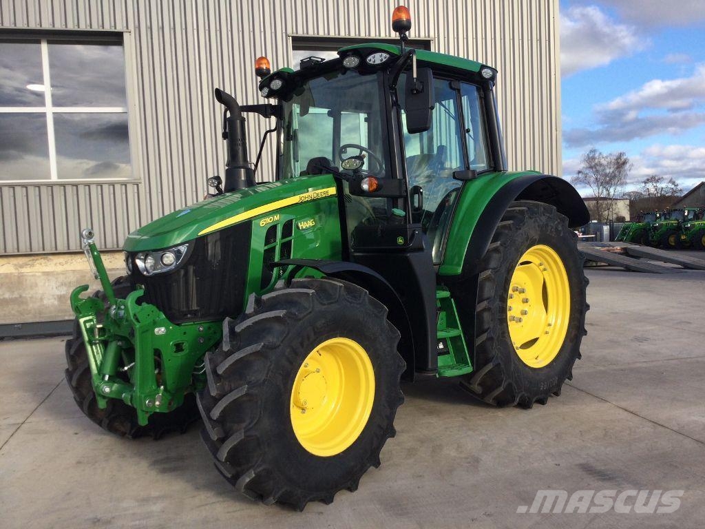 John Deere 6110M الجرارات