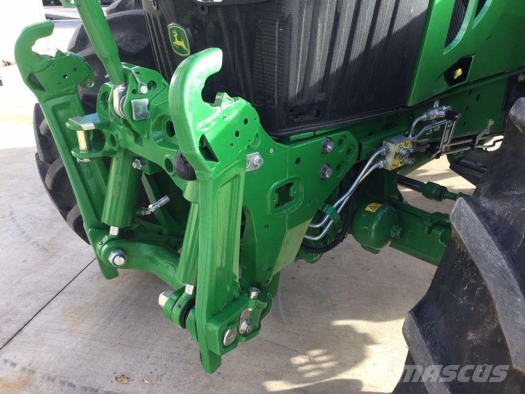 John Deere 6110M Traktorji