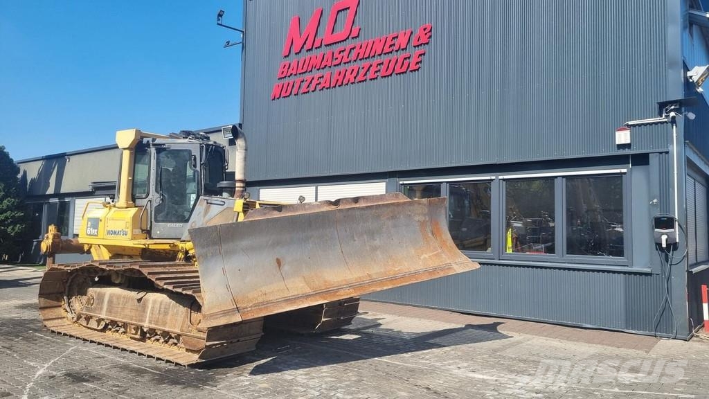Komatsu D 61 PX 15F0 / AC Buldozer sobre oruga
