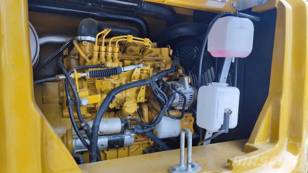 CAT 308 E 2    3000 units excavators in stock 中型挖掘机