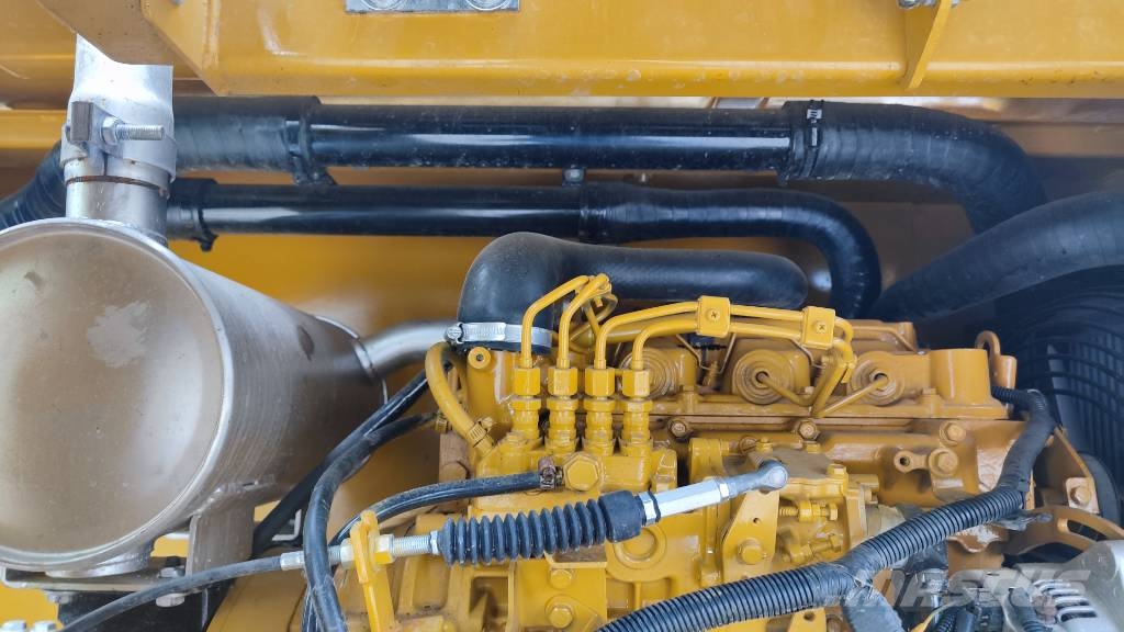 CAT 308 E 2    3000 units excavators in stock 中型挖掘机