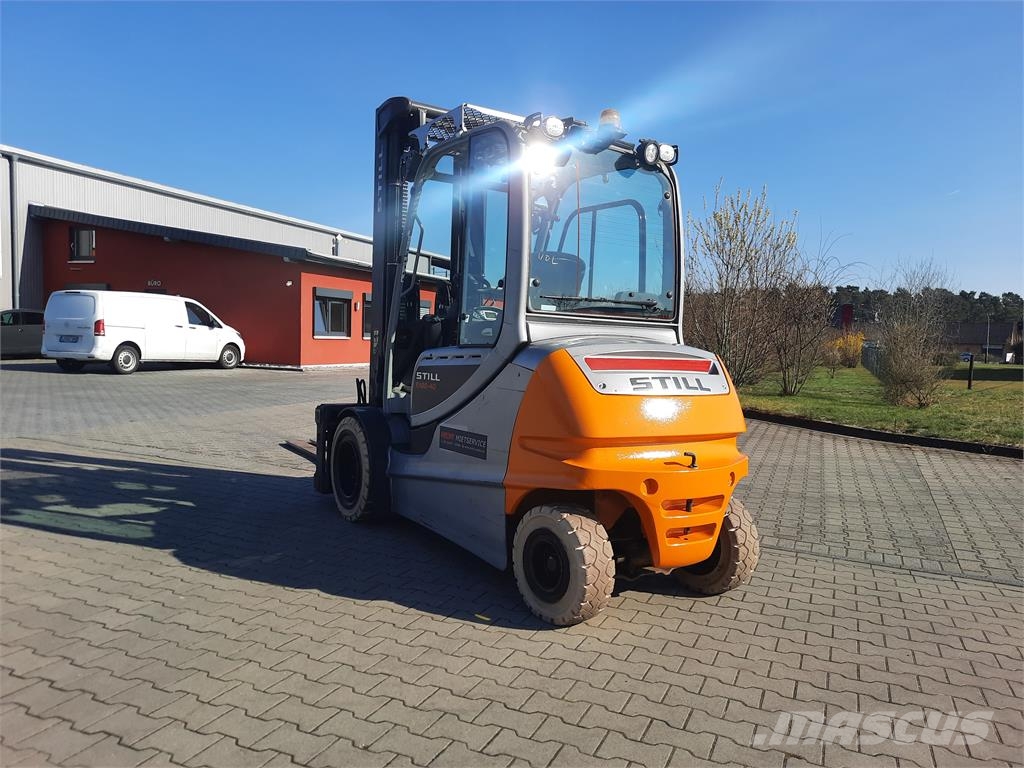 Still RX60-40 Electric forklifts