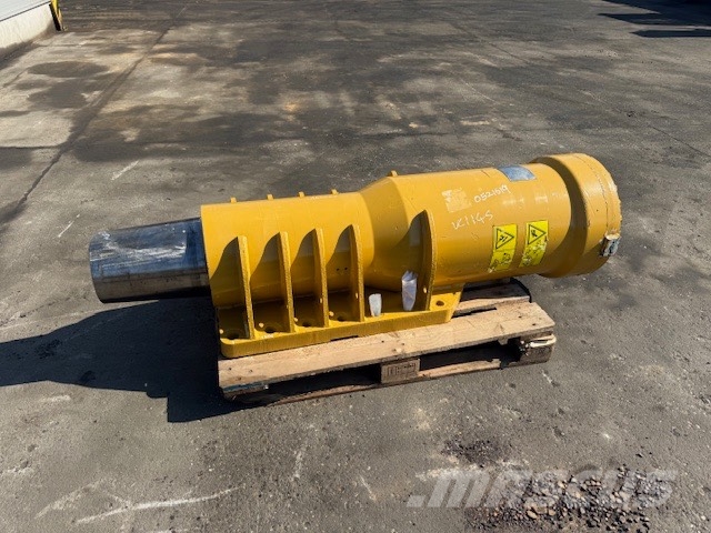 CAT Front Suspension Unit to suit CAT 785D 油壓