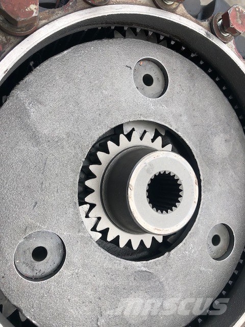 CAT 320 SWING GEARS USED أجهزة نقل