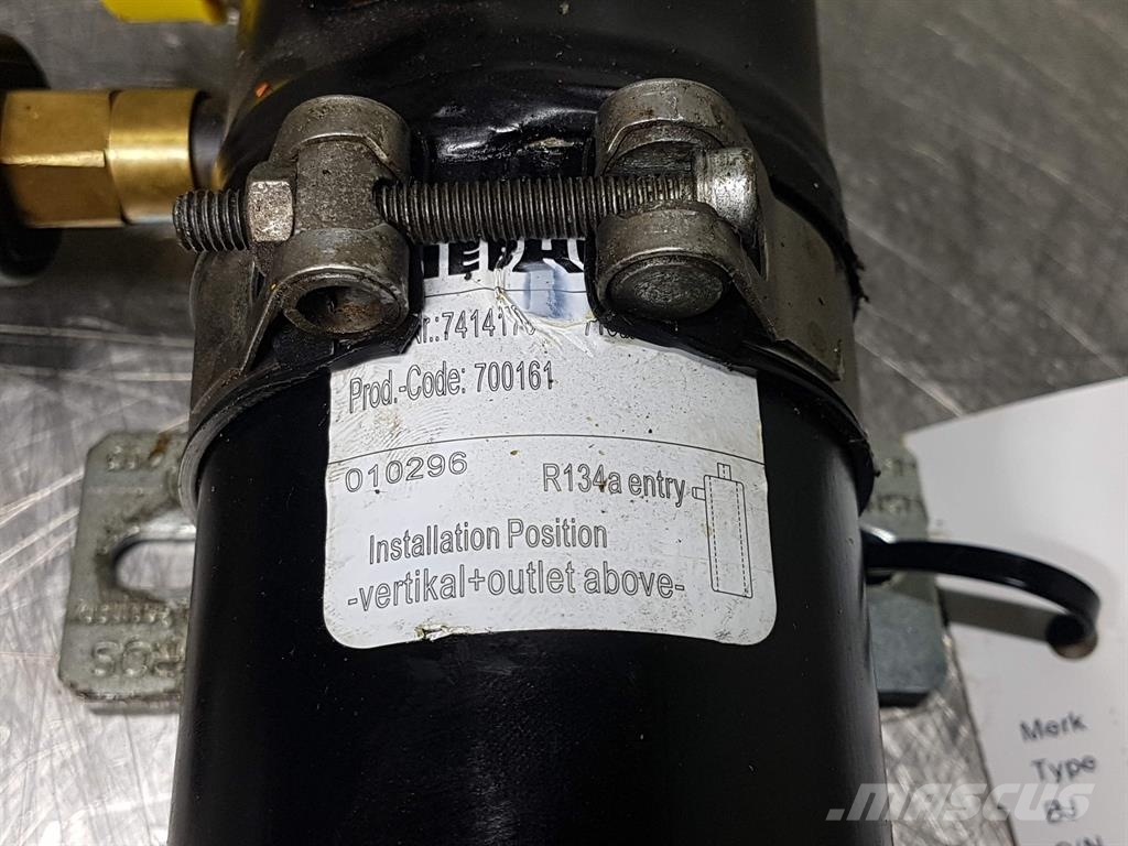 Liebherr L538-7414170-Filterdrier/Filtertrockner Chasís