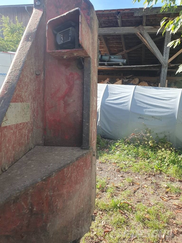Hypro 555 Mašine za kleščenje grane stabla