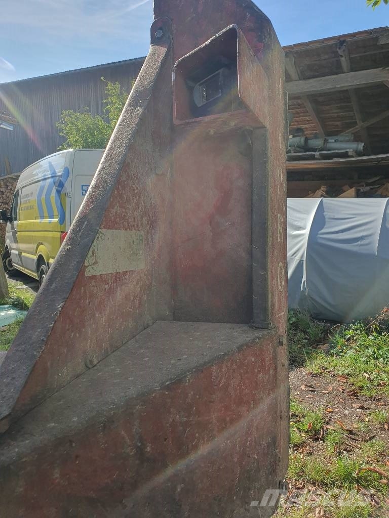 Hypro 555 Mašine za kleščenje grane stabla