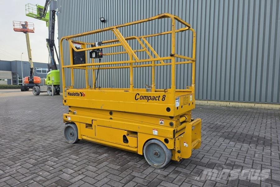 Haulotte Compact 8 As-Is, Electric, 8.2m Working Height, 35 シザースリフト