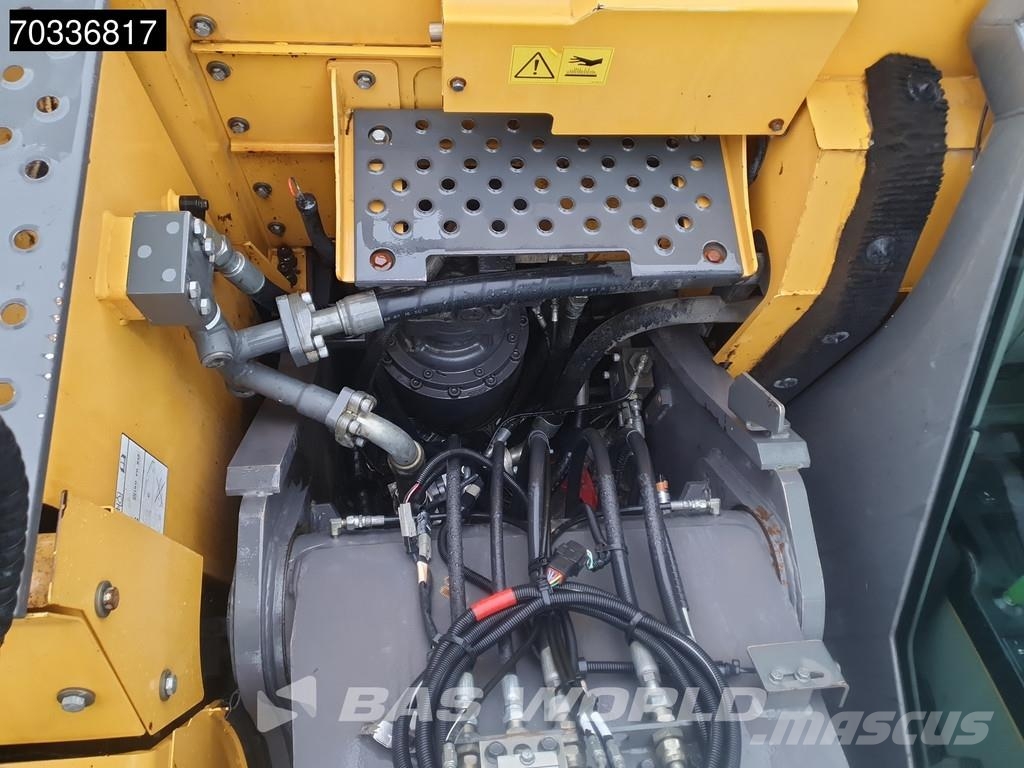 Volvo ECR235 E L Bageri guseničari