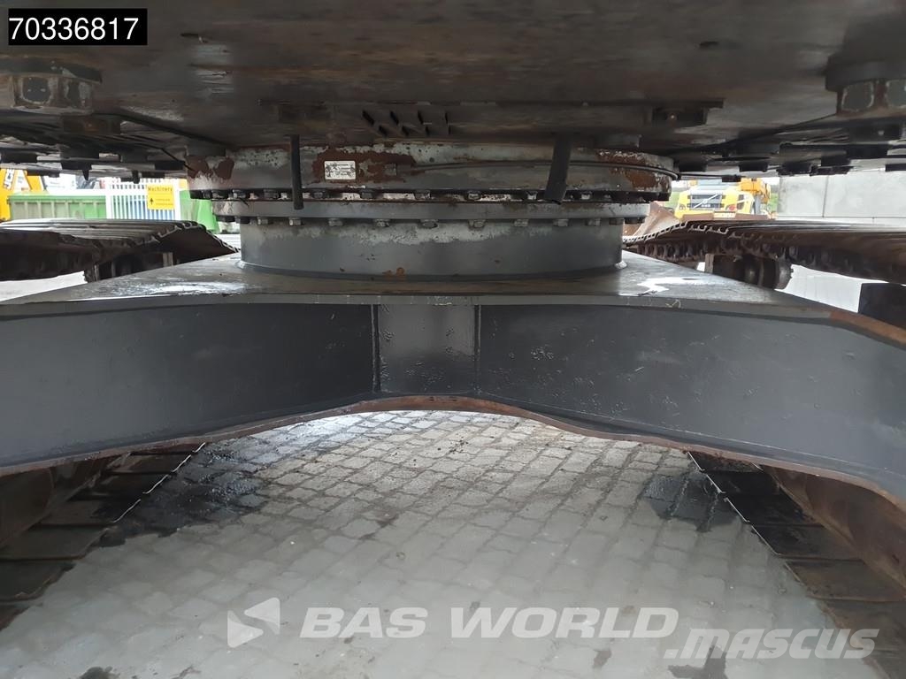 Volvo ECR235 E L Bageri guseničari