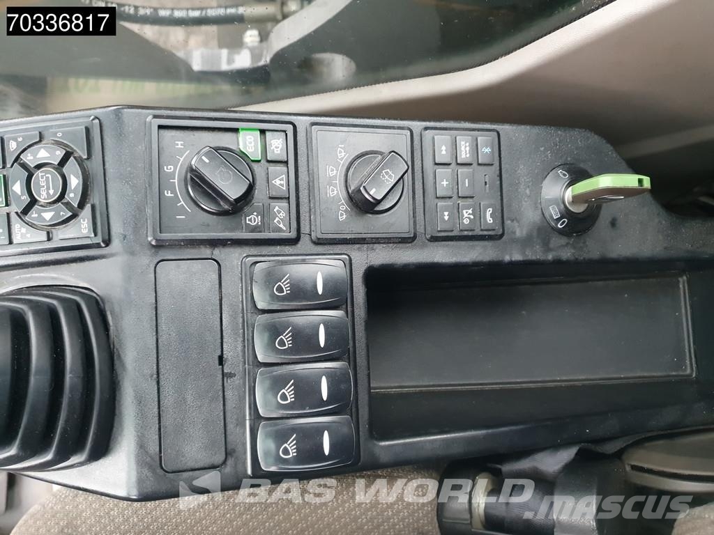 Volvo ECR235 E L Bageri guseničari