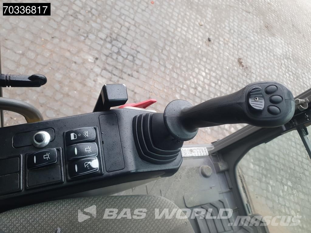 Volvo ECR235 E L Excavadoras sobre orugas