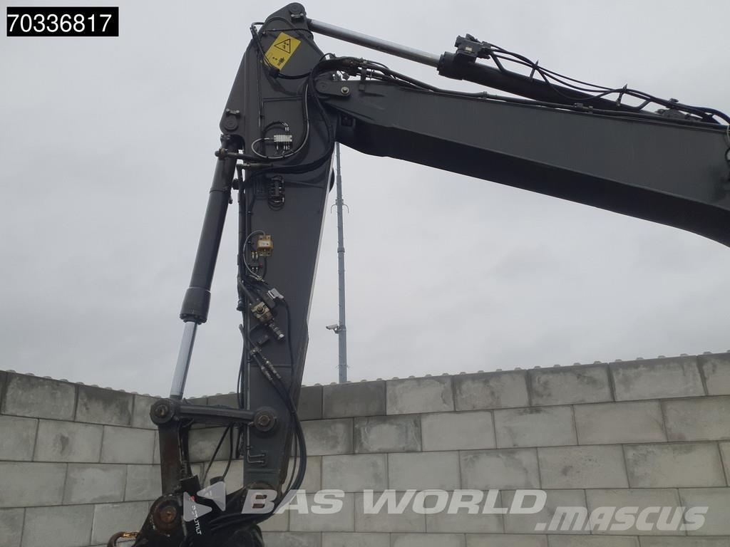 Volvo ECR235 E L Excavadoras sobre orugas