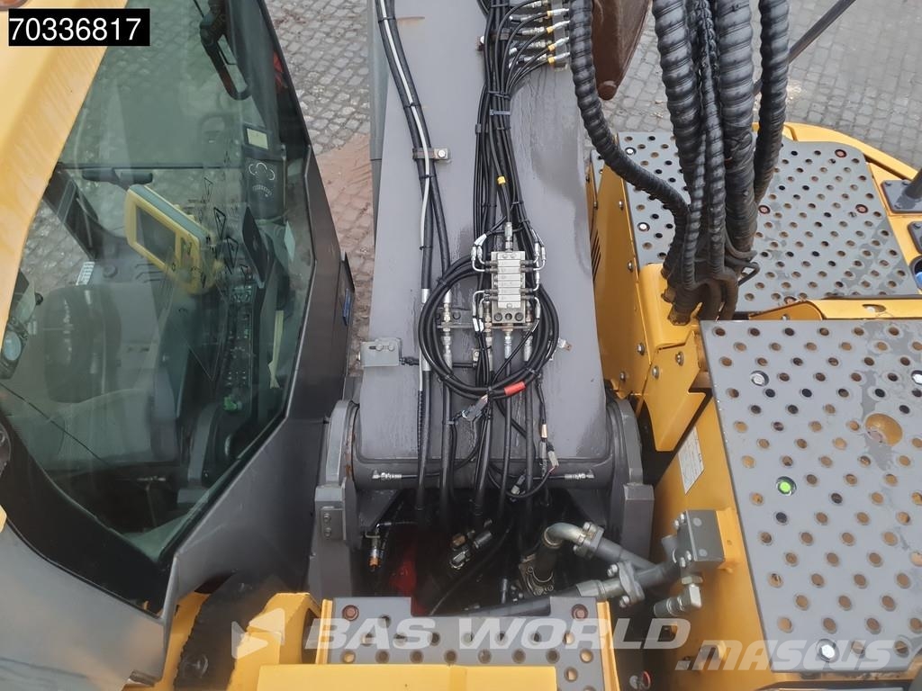 Volvo ECR235 E L Bageri guseničari