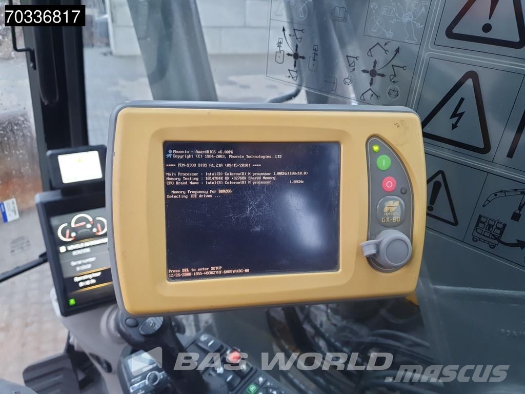 Volvo ECR235 E L Excavadoras sobre orugas