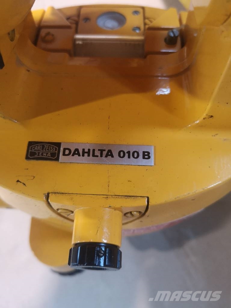 Nivelační přístroj 9808510 Theodolit Prístroje, meracie a automatizačné zariadenie