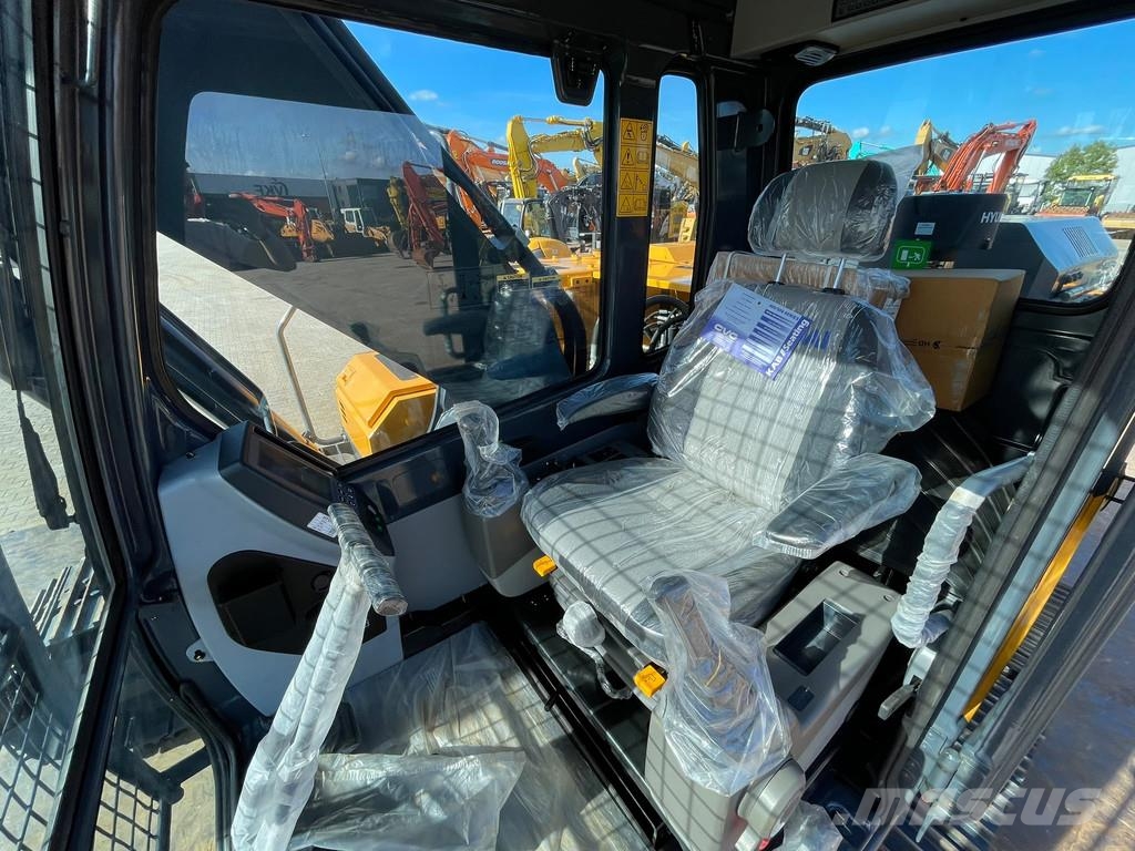 Hyundai R215L Гусеничні екскаватори