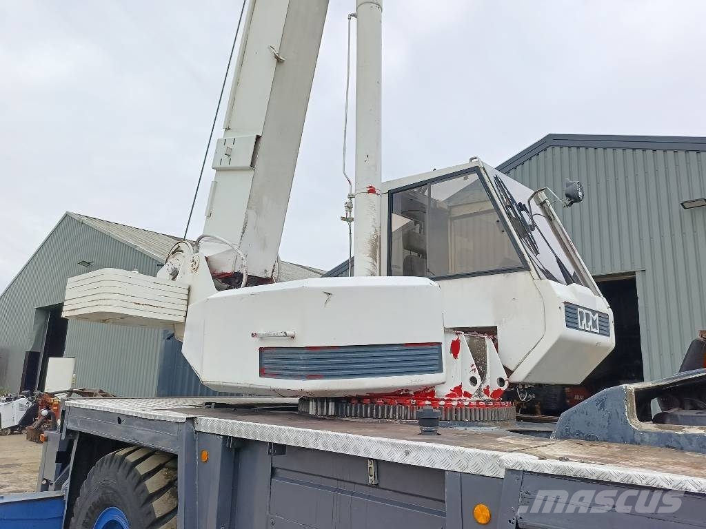 PPM ATT 340 hijskraan 30 m, 30 ton crane all terrain رافعات صالحة لكل أنواع الطرق