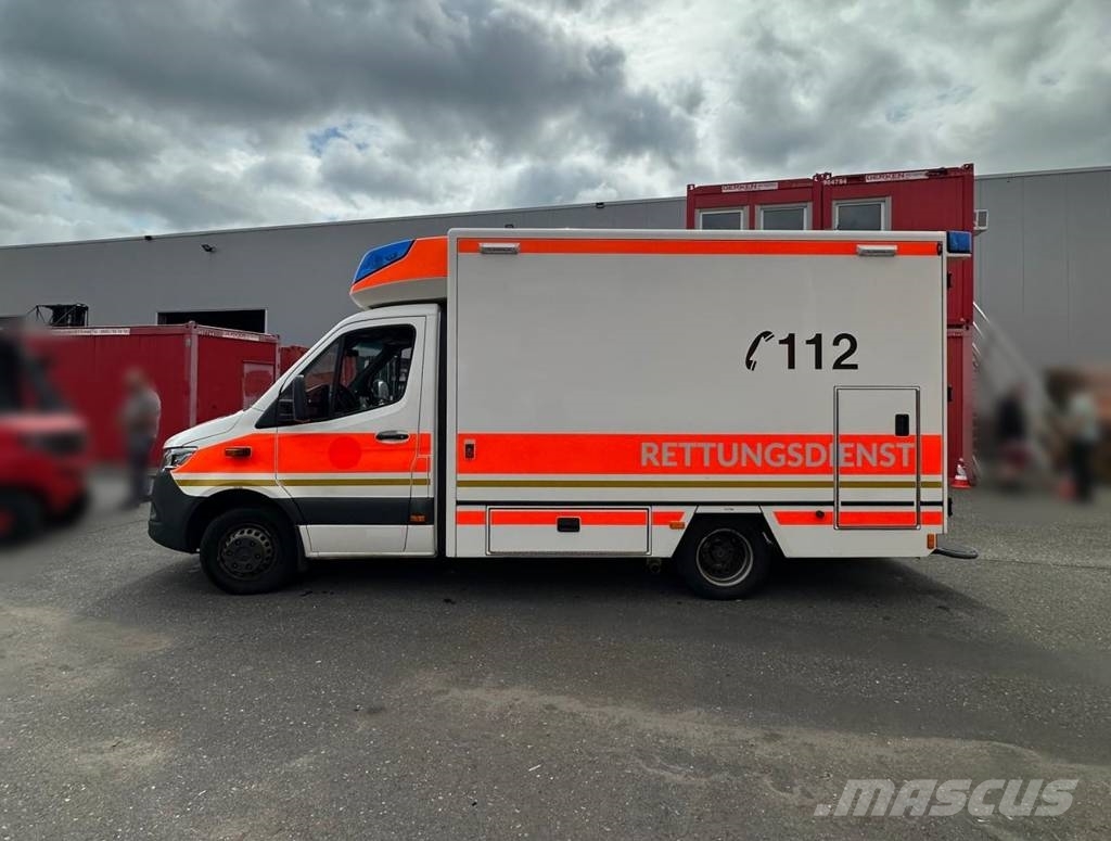 Mercedes-Benz Sprinter Rettungswagen Ambulanslar