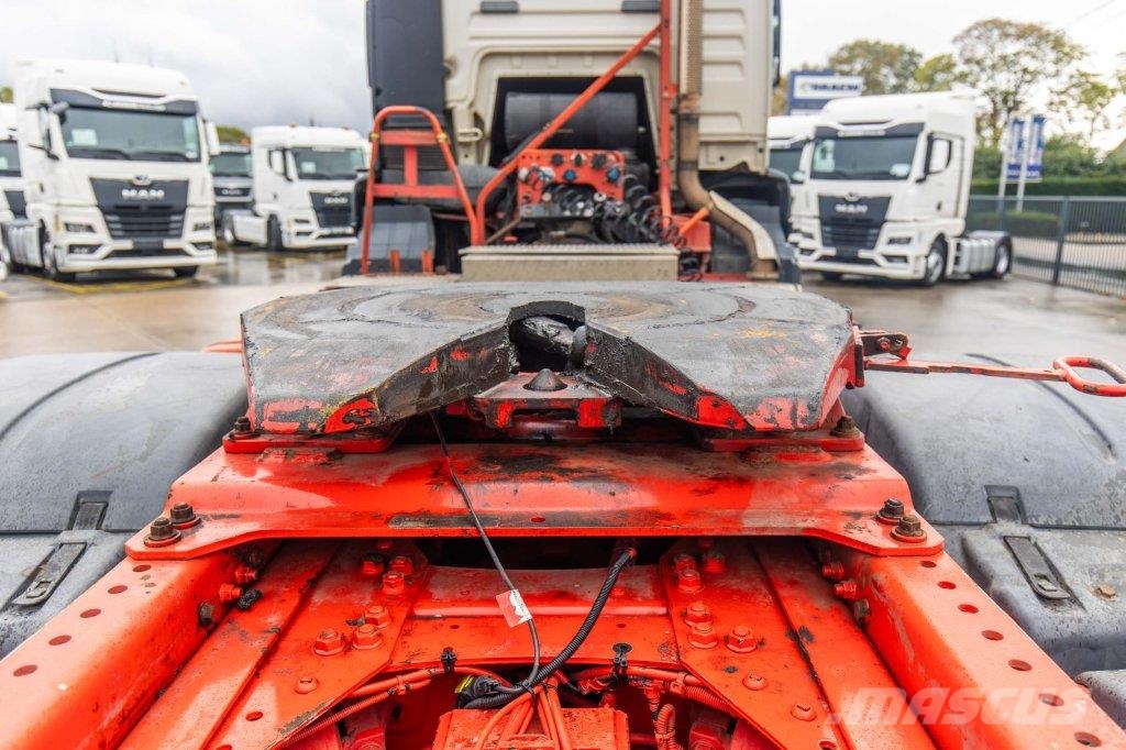 MAN TGS 33.480 BLS-6x6 Autotractoare