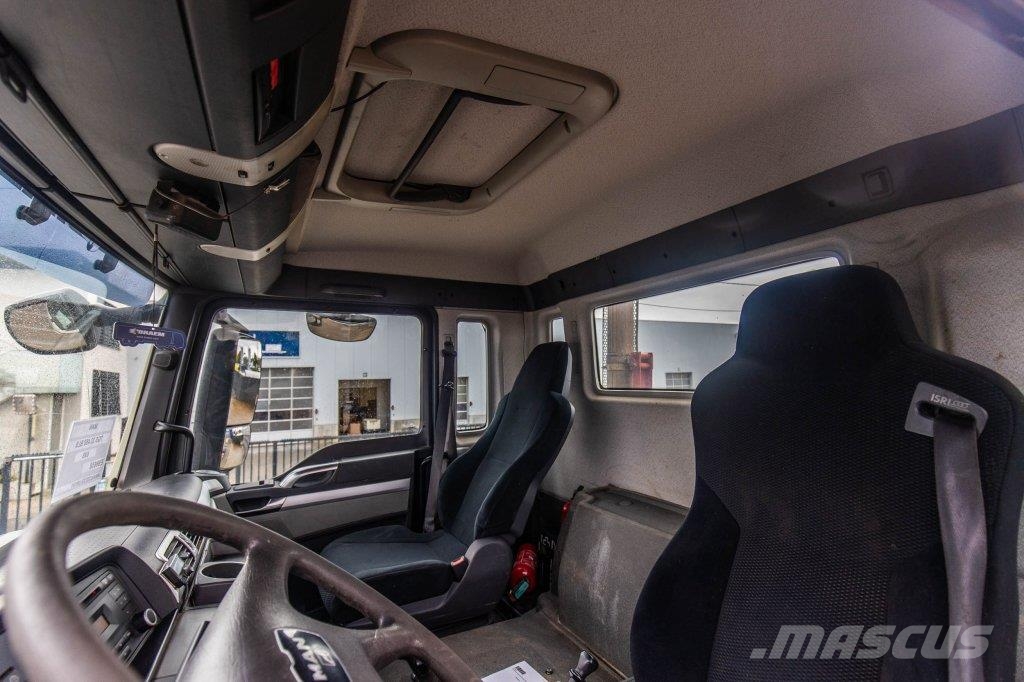 MAN TGS 33.480 BLS-6x6 Tractor Units