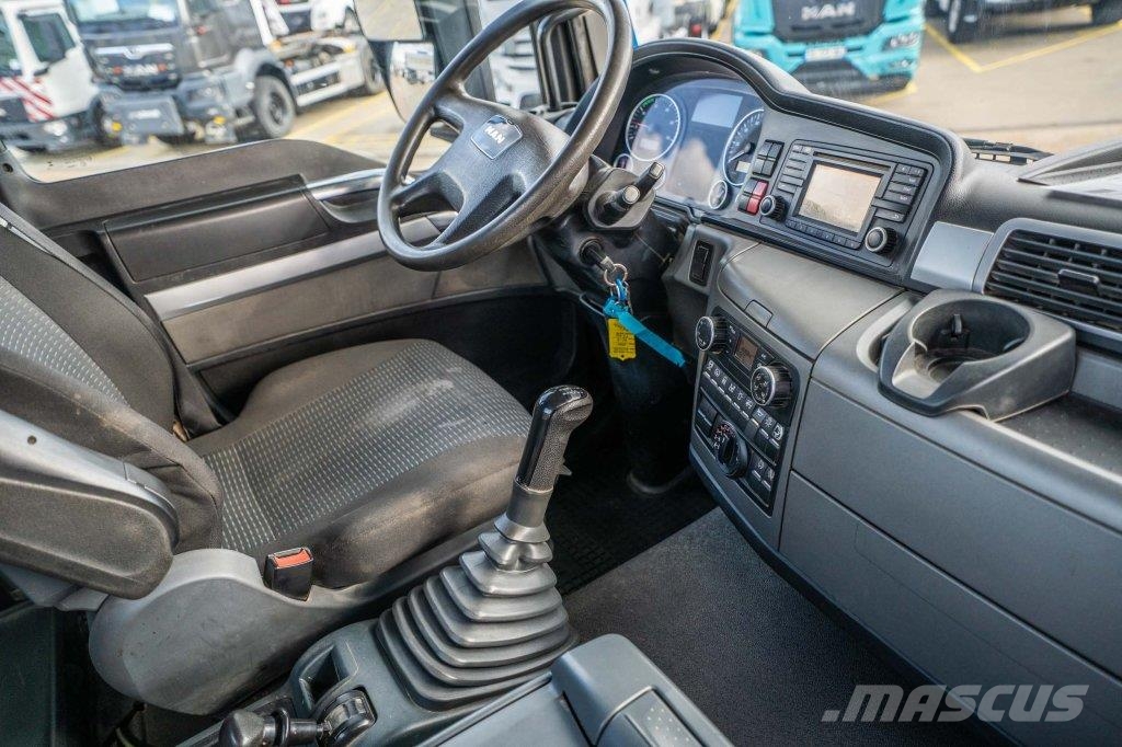 MAN TGS 35.440 BB -8X6 Chassis Cab trucks