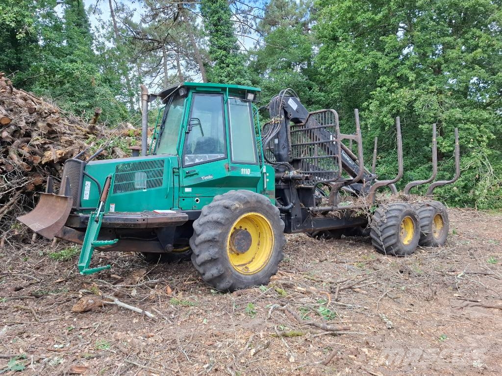 Timberjack 1110D شاحنات