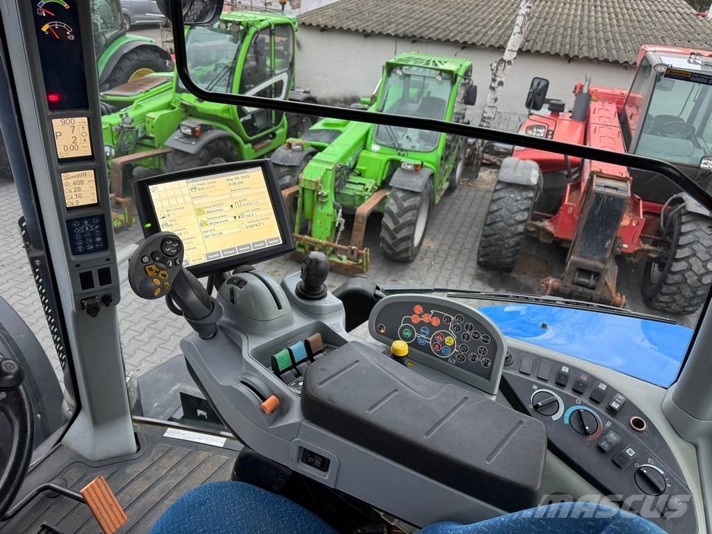 New Holland T8.330 ULTRA COMMAND Traktorid