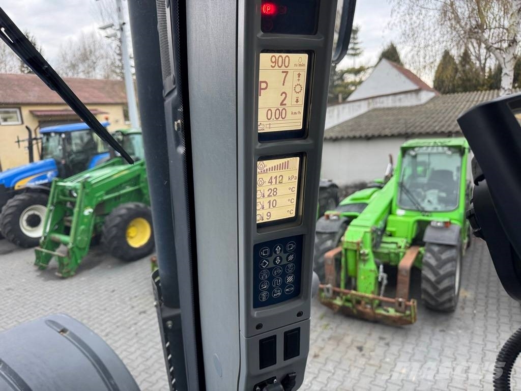 New Holland T8.330 ULTRA COMMAND Traktorid