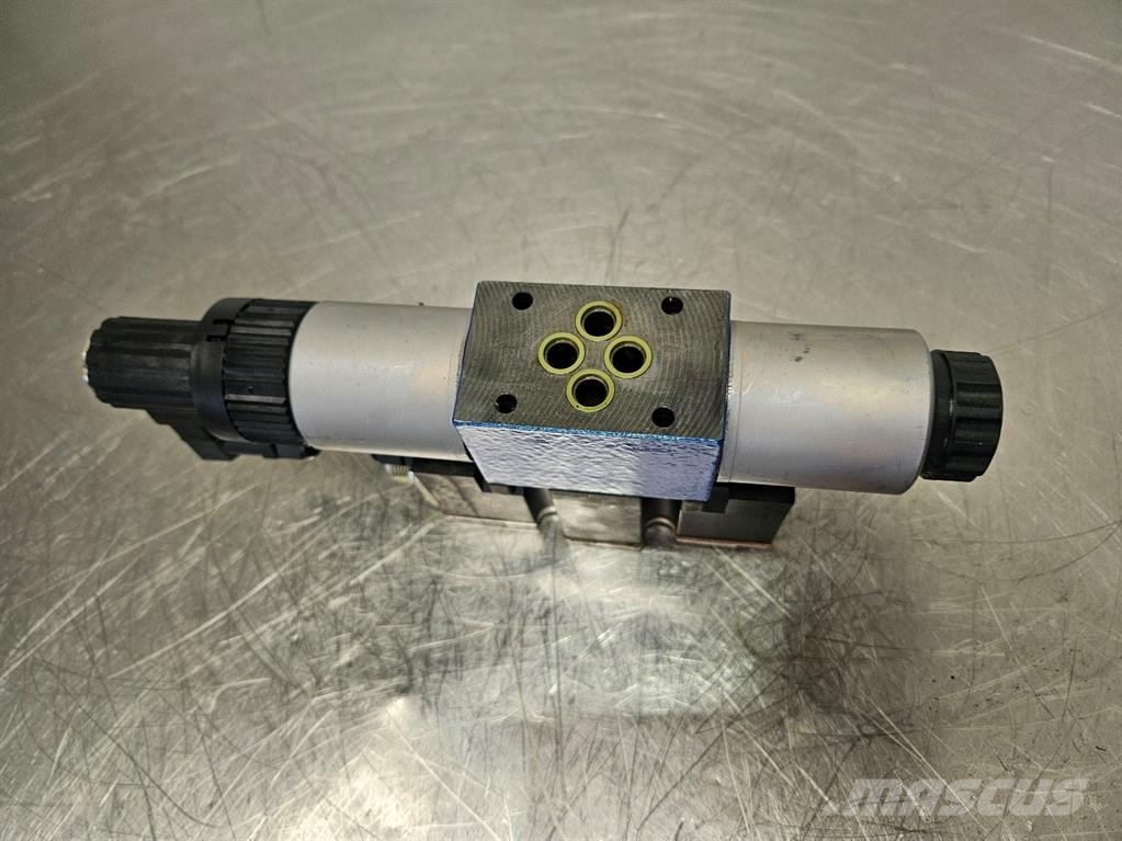 Rexroth 4WREE6E32-24/G24K31/A1V-NG6 4/3 Valve 24V Hydraulics