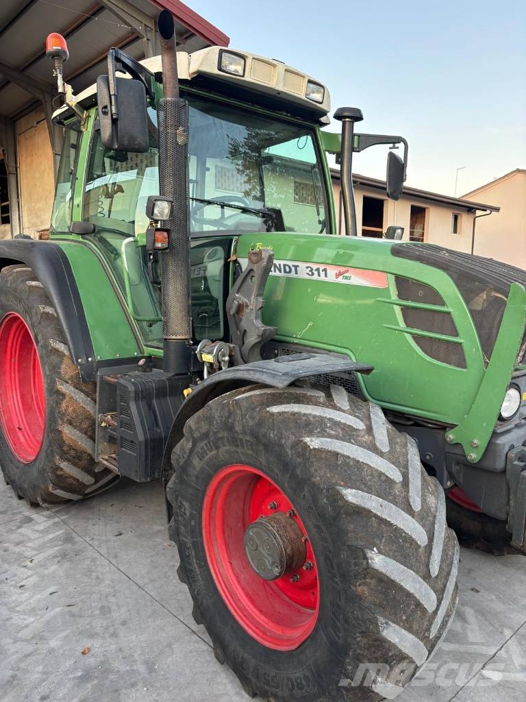 Fendt 311 Vario الجرارات